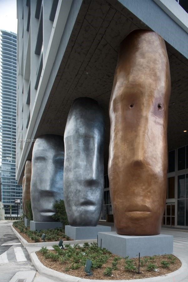 Building Photo - 475 Brickell Ave