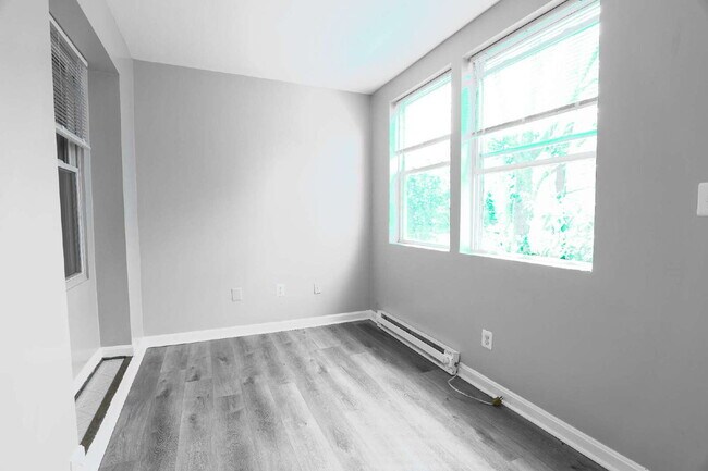 Building Photo - Welcome Home!