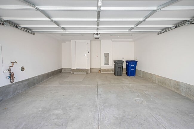 Building Photo - Modern Townhome FOR RENT in Golden Hill 3 Bed w/ 2 car garage!