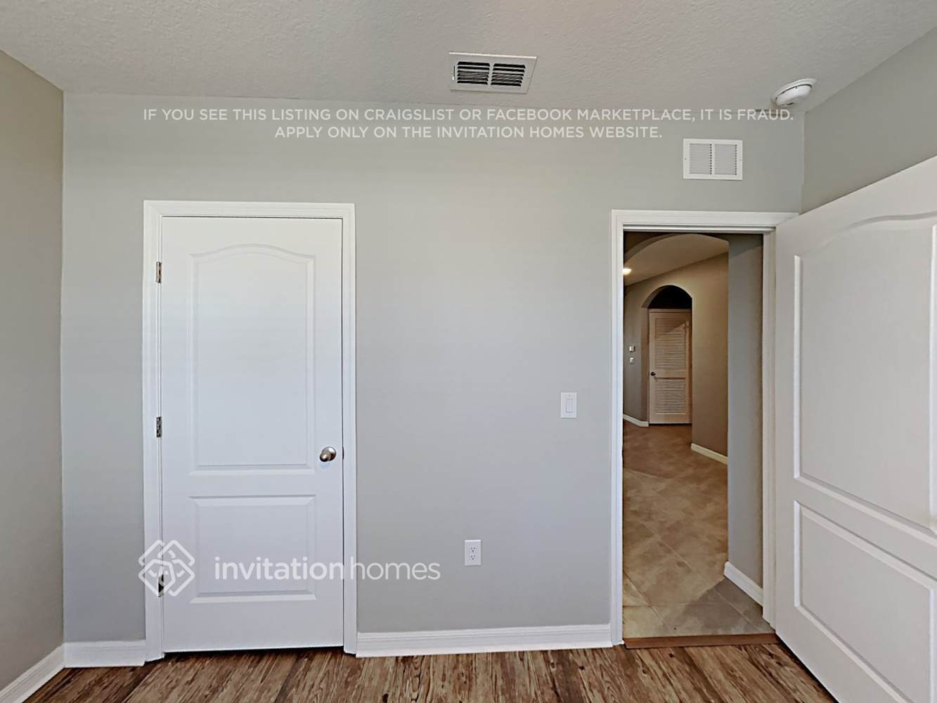 Building Photo - 5354 Arlington River Dr.