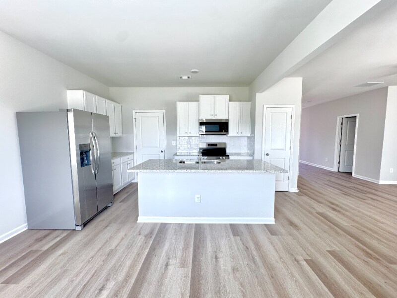 Building Photo - 11071 Suria Dr