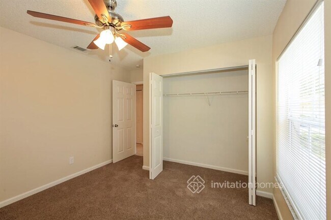 Building Photo - 254 NW 207th Terrace