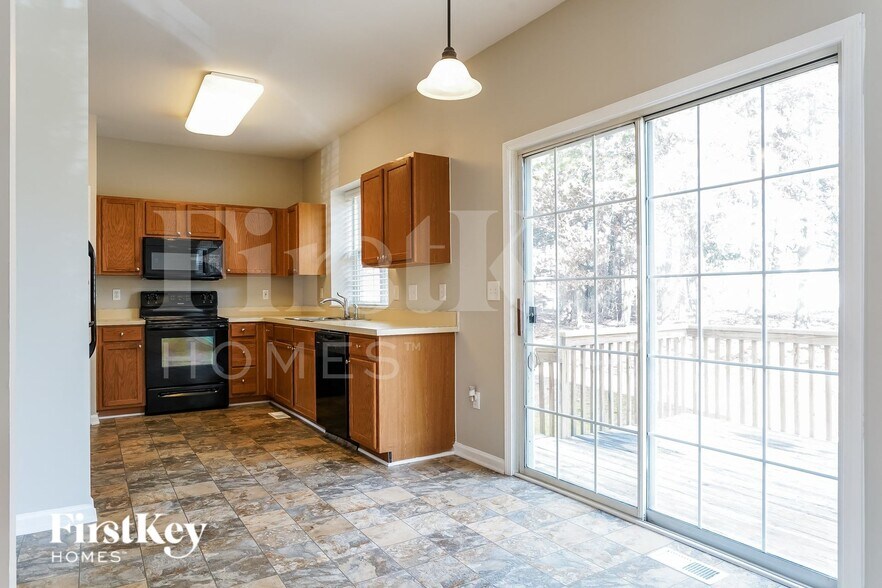 Building Photo - 4018 Maid Marion Ct