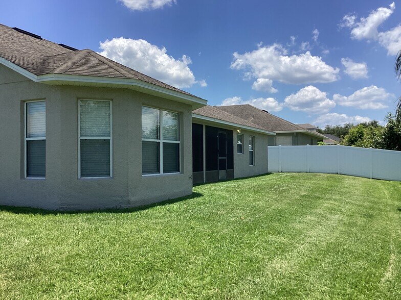 Building Photo - 1424 Mistflower Ln