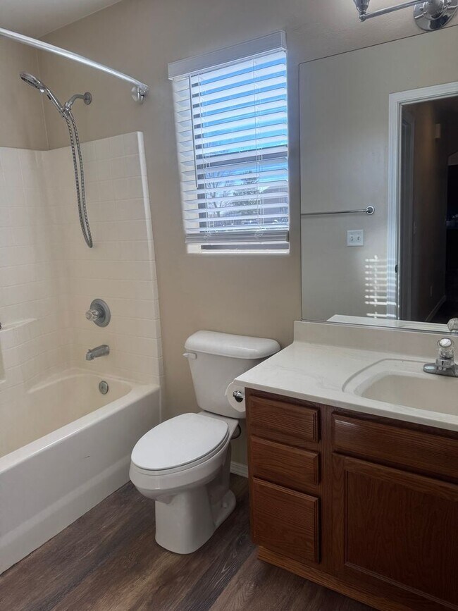 Building Photo - 3 Bedroom 2 Bath on 2 Acres in Poquito Valley