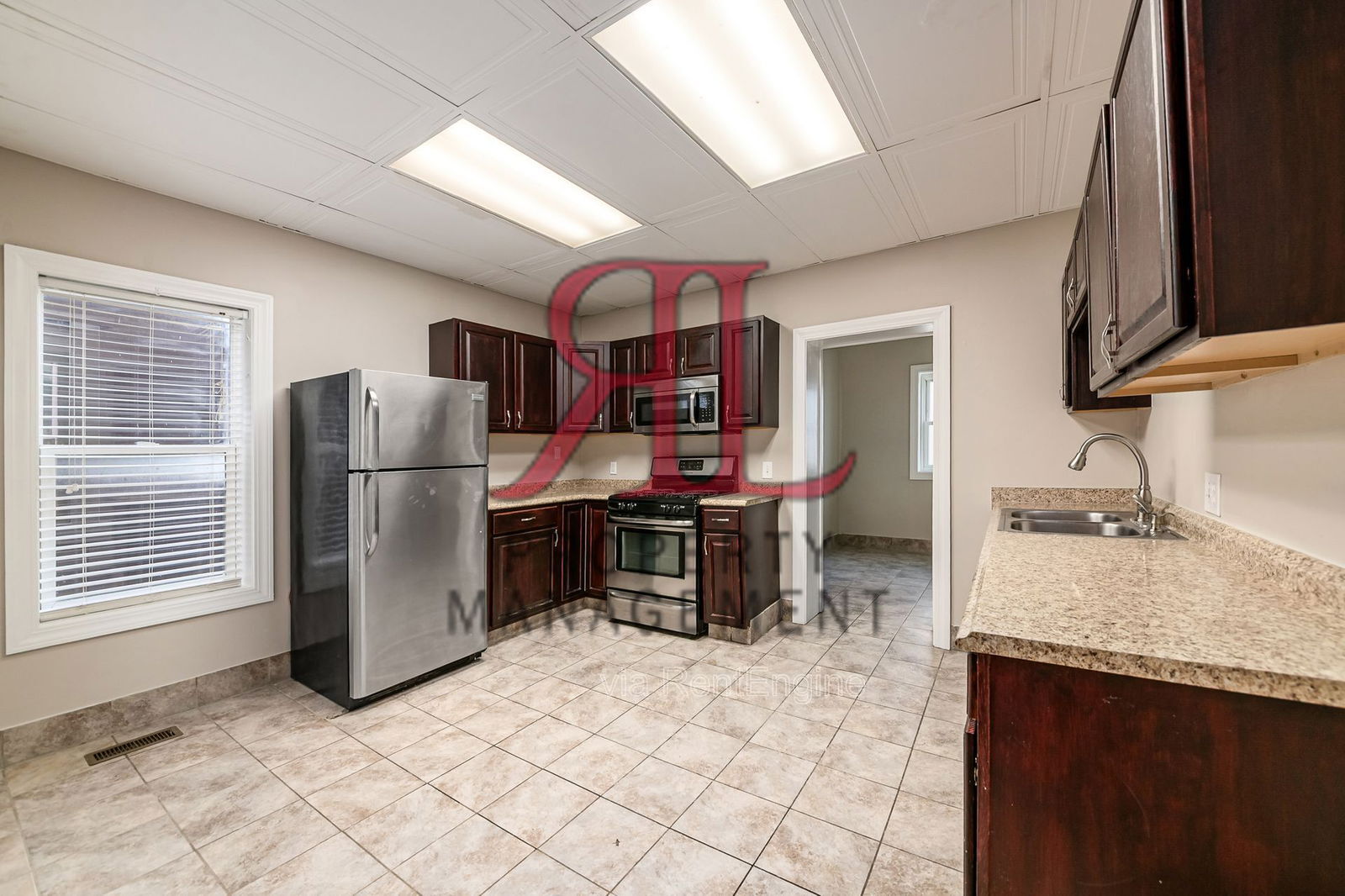 Building Photo - 282 S Ohio Ave