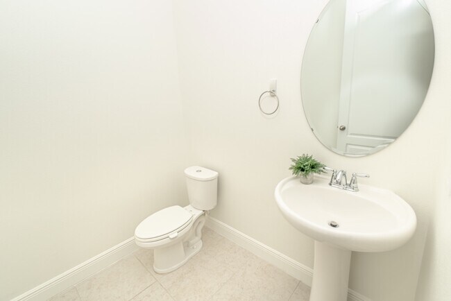 Building Photo - Dog-Friendly Laureate Park Home | 3 Bedrooms + Office Near Trails