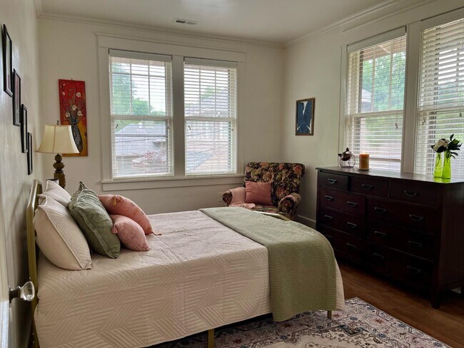 Building Photo - 1720 Harbert Ave