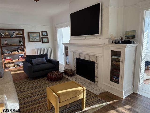 Building Photo - 1 S Bartram Ave