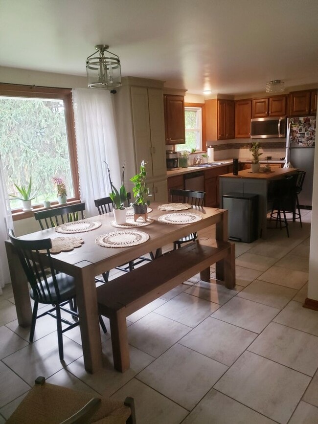Building Photo - 3 Bedroom Ranch Style Home in Mount Joy!