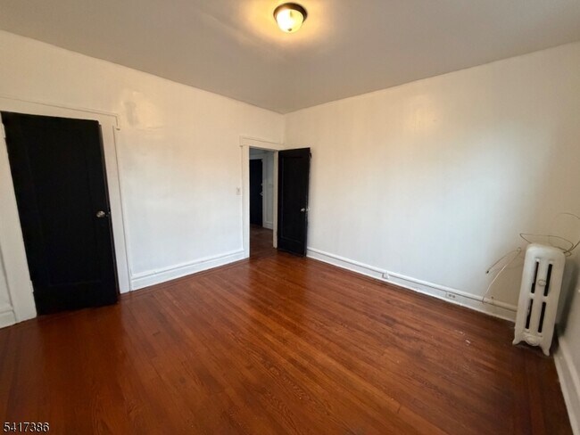 Building Photo - 205 Chancellor Ave