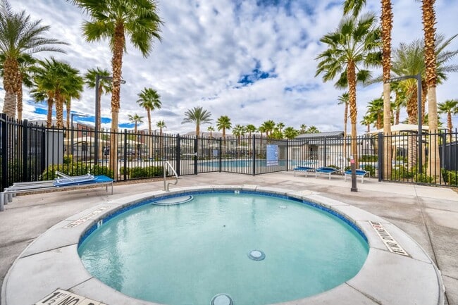 Building Photo - Stylish 3-Bed Modern Home Near St. Rose Pkwy + WiFi Included