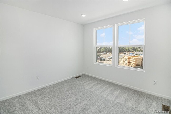 Building Photo - 43071 Atwood Ave