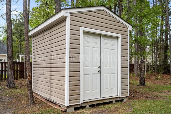 Building Photo - 807 Dan Owen Dr