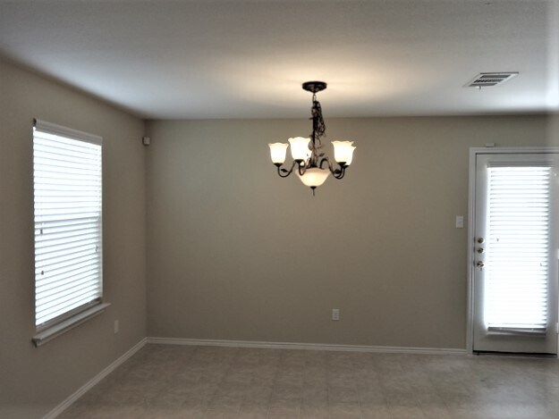 Building Photo - 13329 High Sierra St