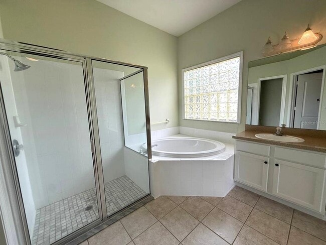 Building Photo - 5335 Bold Venture Pl