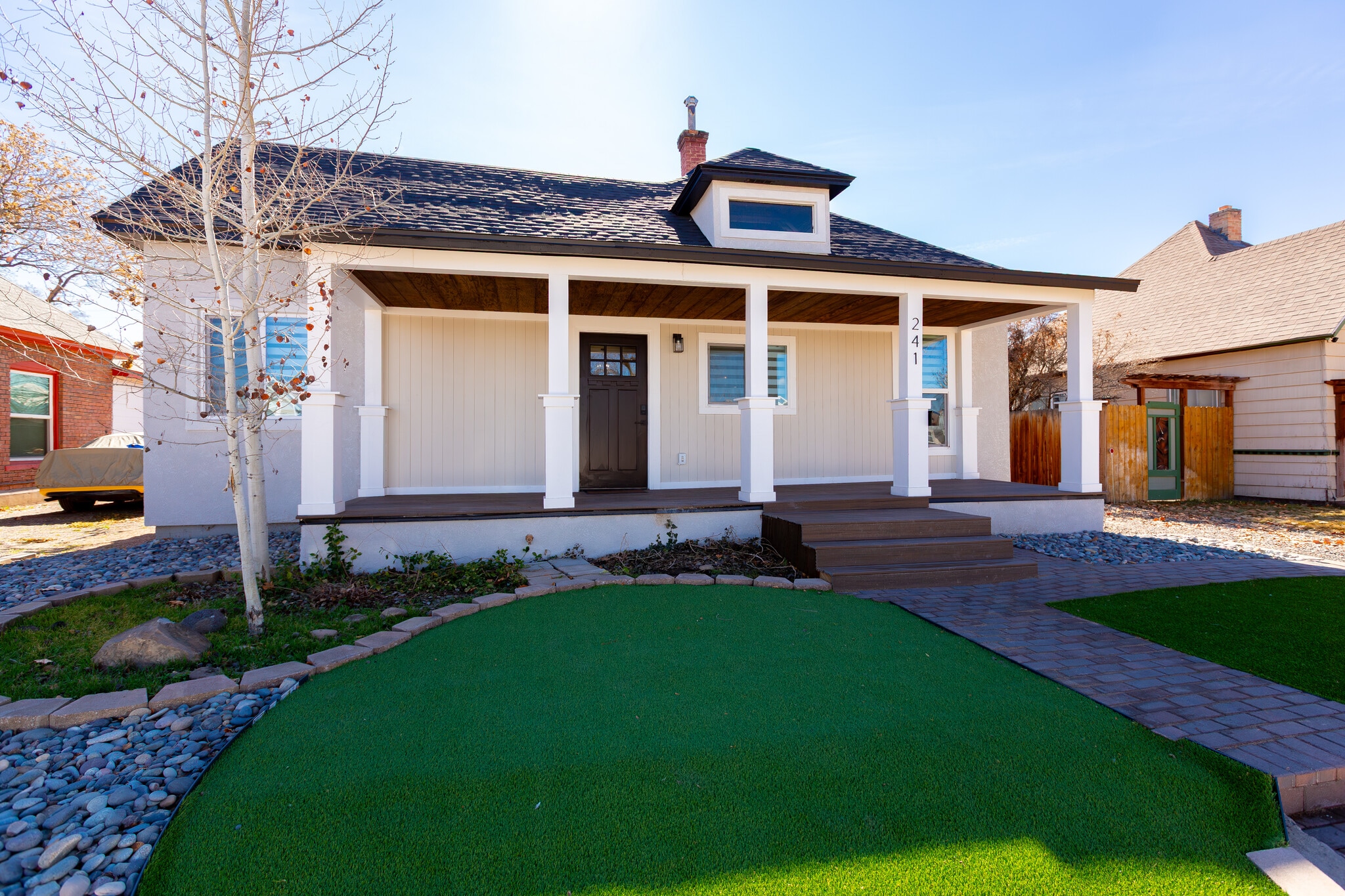 Building Photo - 241 Gunnison Ave