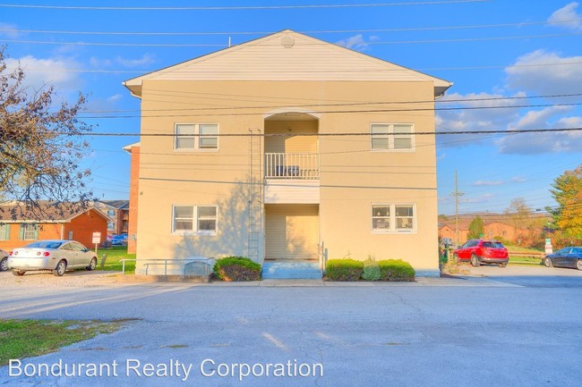 Building Photo - 603 Clement St