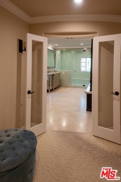 Building Photo - 3501 Caribeth Dr