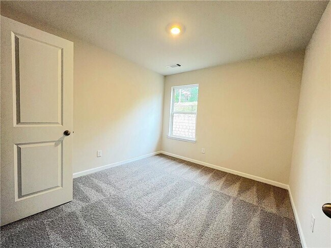 Building Photo - 4141 Oakwood Ter Ct