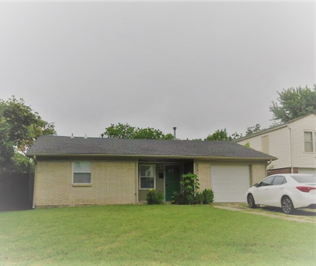 Primary Photo - 2241 NW 31st St