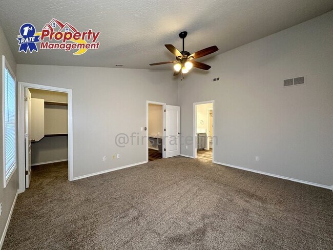 Building Photo - 2688 N Cinnamon Pl