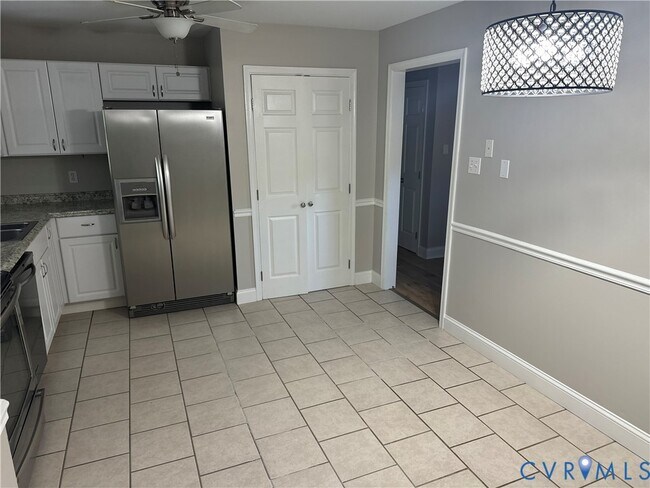 Building Photo - 3401 Woodsong Dr