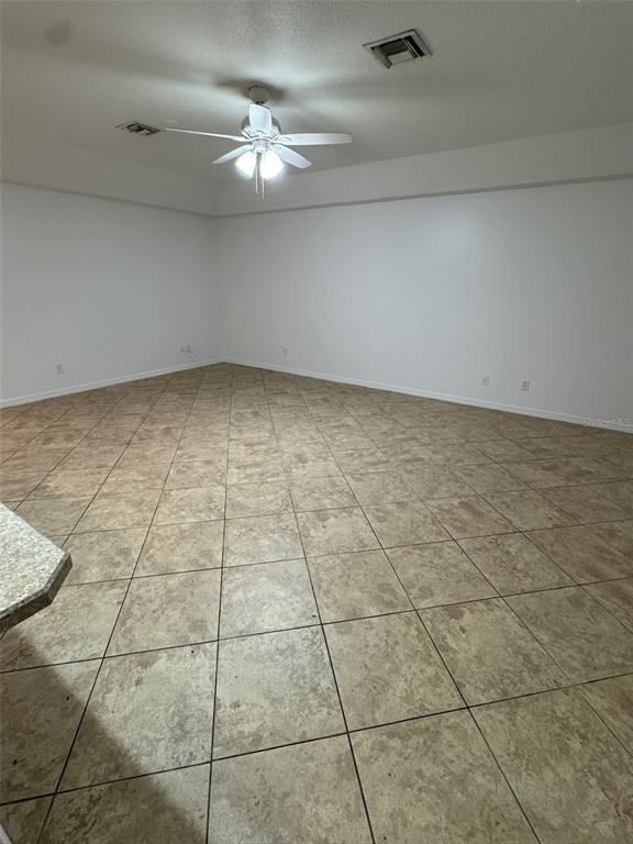 Building Photo - 2963 Walnut Ct
