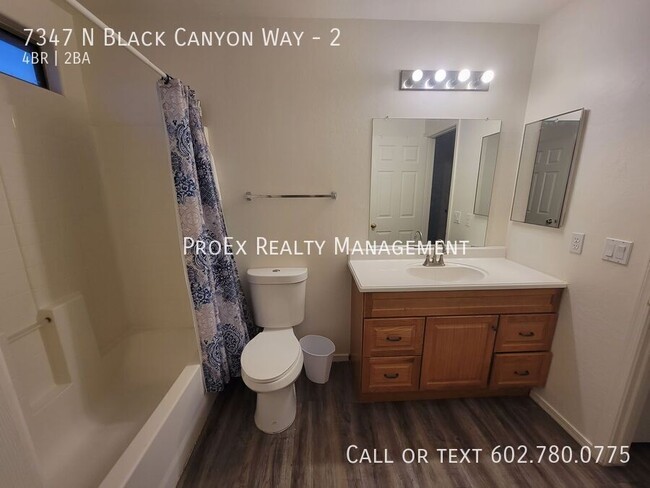 Building Photo - Rare 4 Bedroom 2 Bathroom in Phoenix