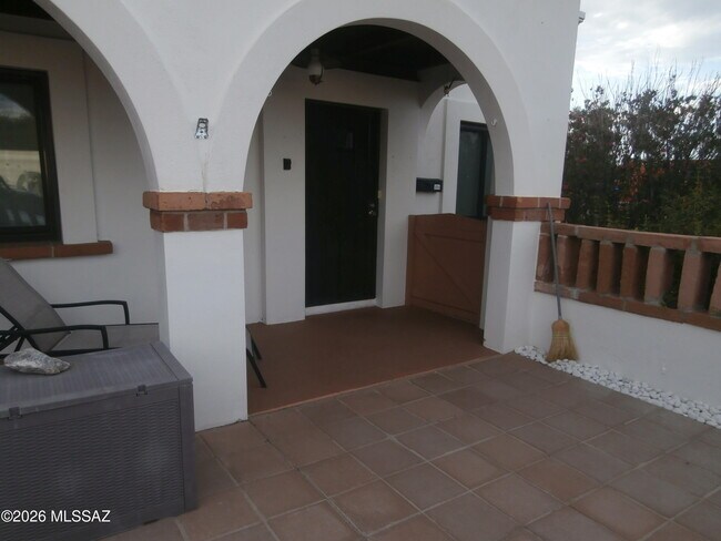 Building Photo - 248 S Paseo Lobo