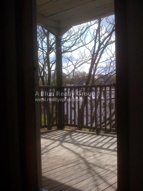 Building Photo - 10 Buckley Ave