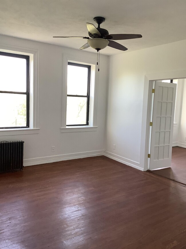 Building Photo - 331 79th St