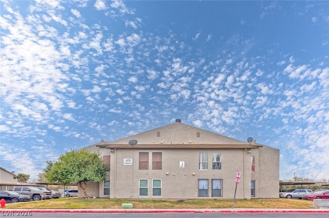 Building Photo - 3771 Shirebrook Dr