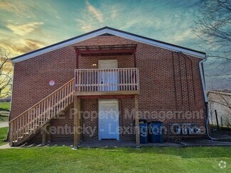 Building Photo - 427 Cardwell Ave