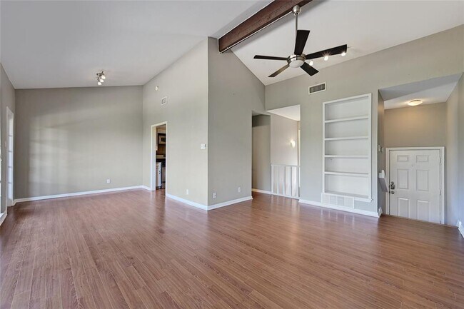 Building Photo - 1100 Azie Morton Rd