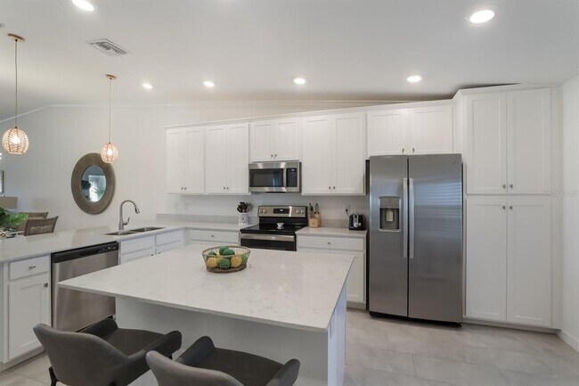 Building Photo - 5721 Palmer Cir