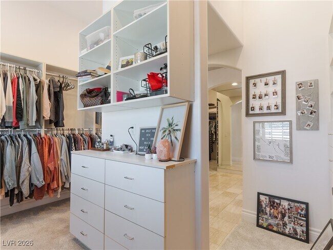 Building Photo - 190 Inveraray Ct