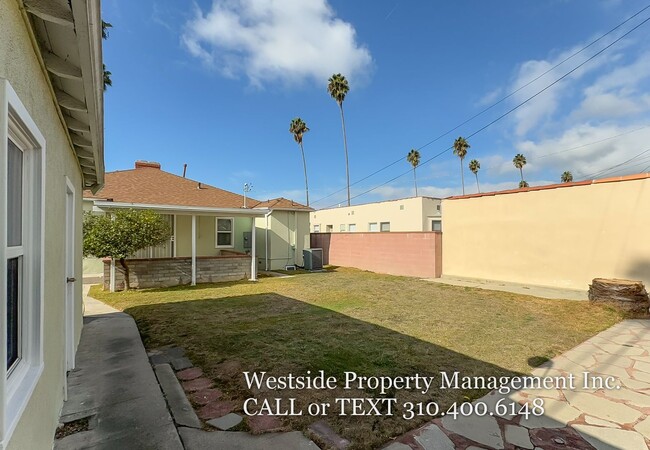 Building Photo - Spacious 4 Bedroom Family Home