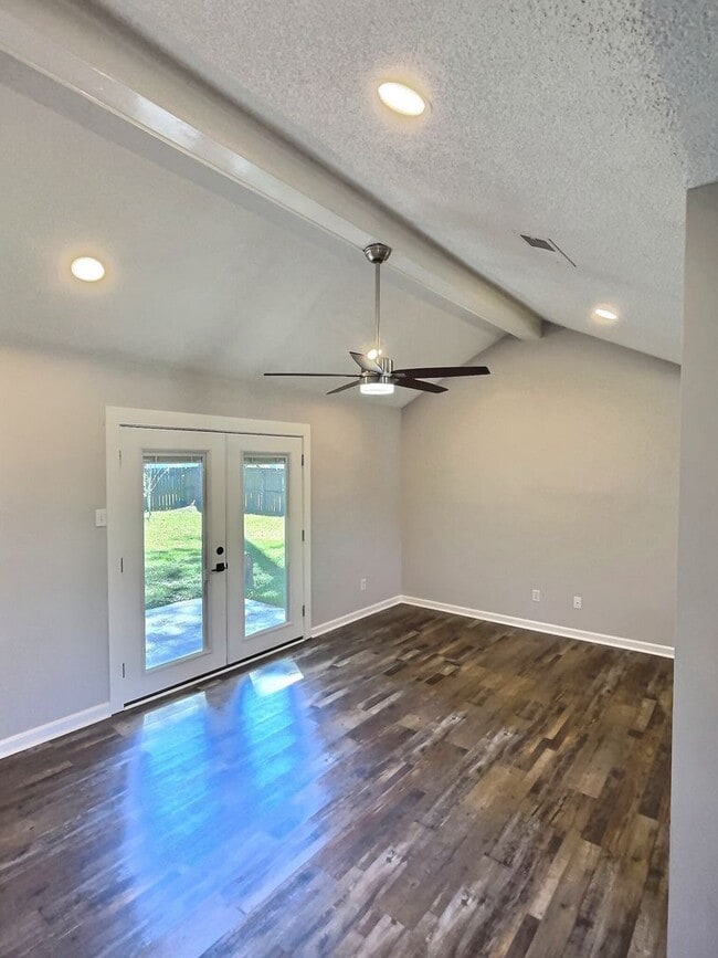 Building Photo - 5408 Old Fort Bayou Rd