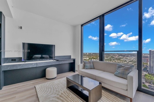 Building Photo - 20 NE 11th St