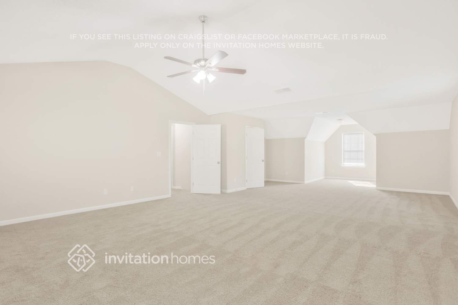 Building Photo - 3535 Oakshire Way SE