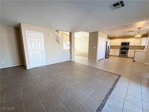 Building Photo - 7761 Locke Haven Dr