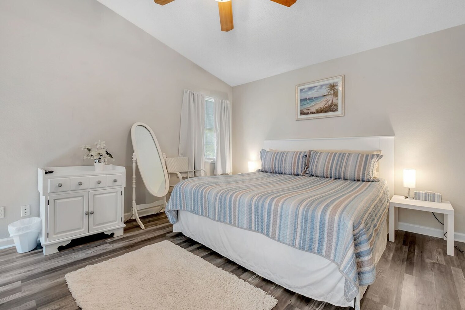 Building Photo - 1870 Mary Ellen Dr