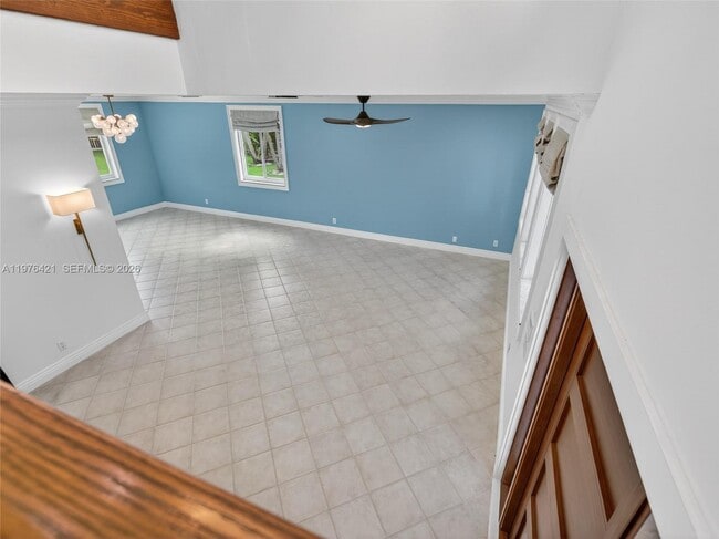 Building Photo - 1008 Highland Meadows Dr