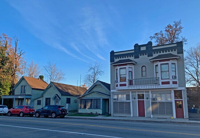 Primary Photo - 353 E Warm Springs Ave