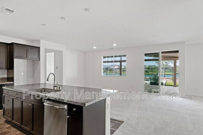 Building Photo - 29604 Starring Ln