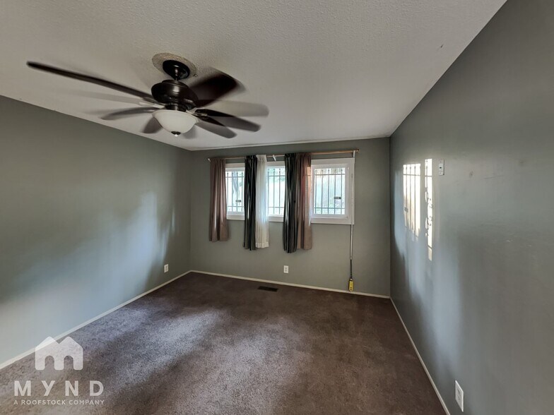 Building Photo - 4730 Sequoyah Rd