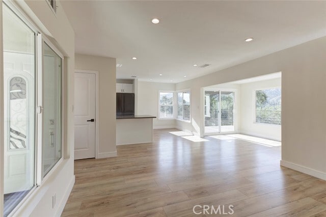 Building Photo - 1881 Verdugo Loma Dr