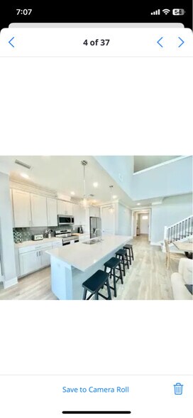 Building Photo - 709 Landing Cir