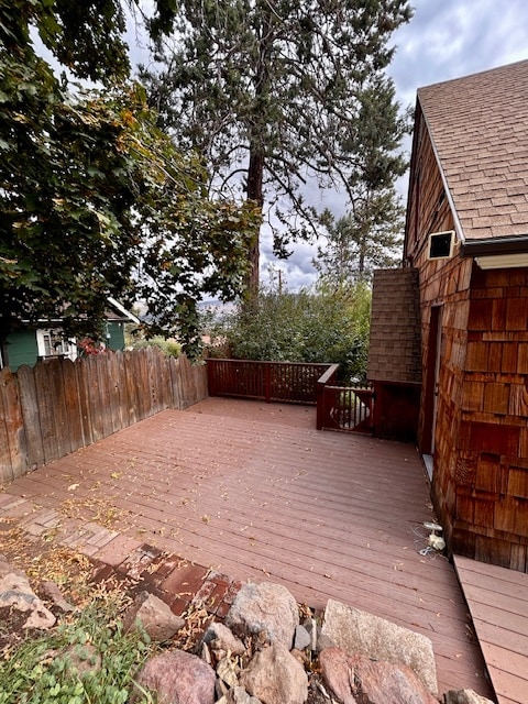 Building Photo - 320 S Rogers St